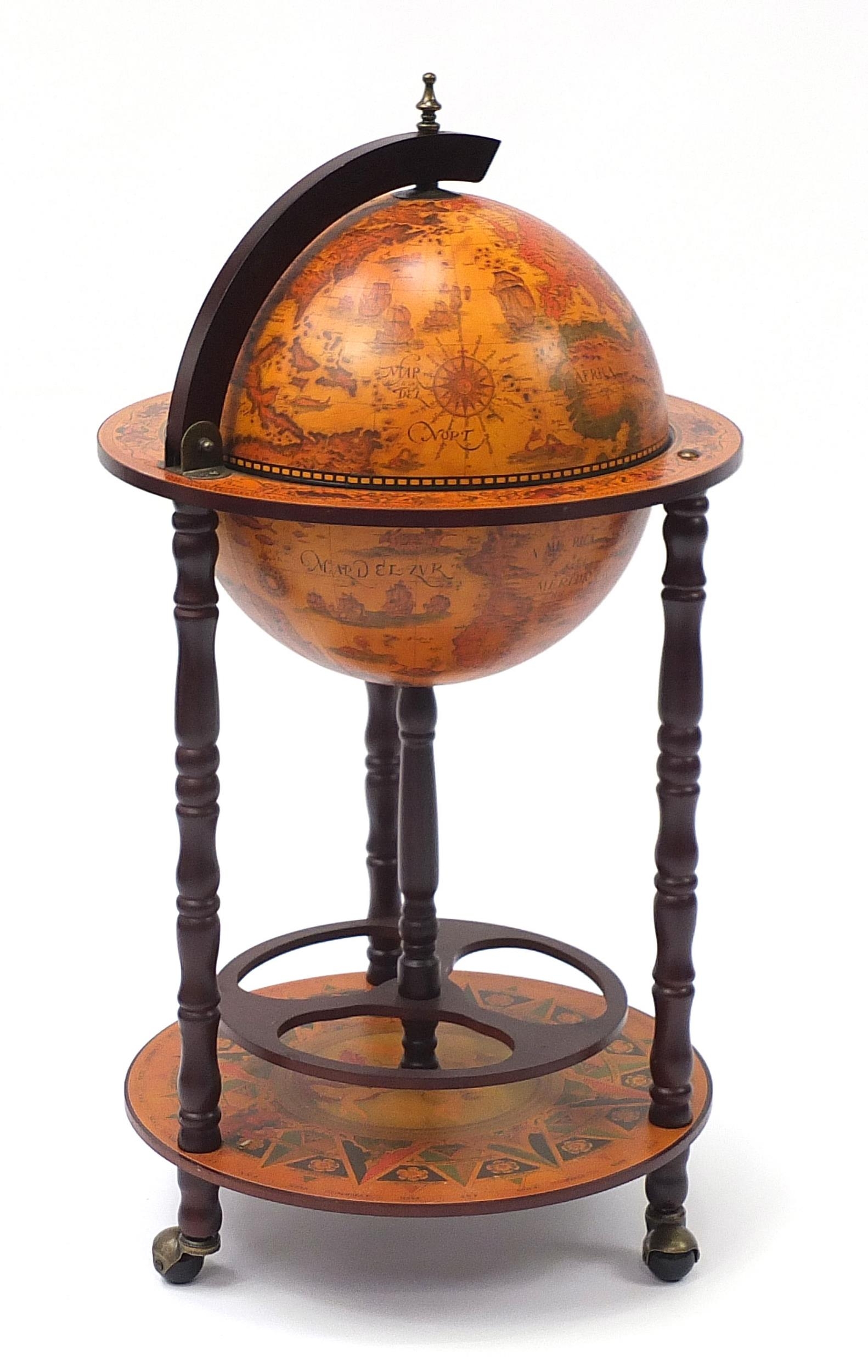 Novelty globe design drinks trolley, the top opening with fitted interior, 90cm high - Image 5 of 5