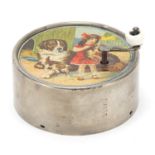 Victorian mechanical child's music box, 8cm in diameter