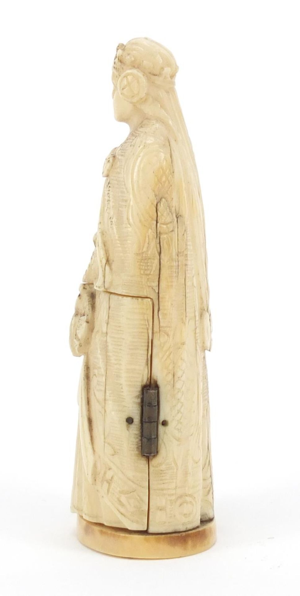 19th century French Dieppe carved ivory tryptych figure, 8.5cm high - Image 5 of 9