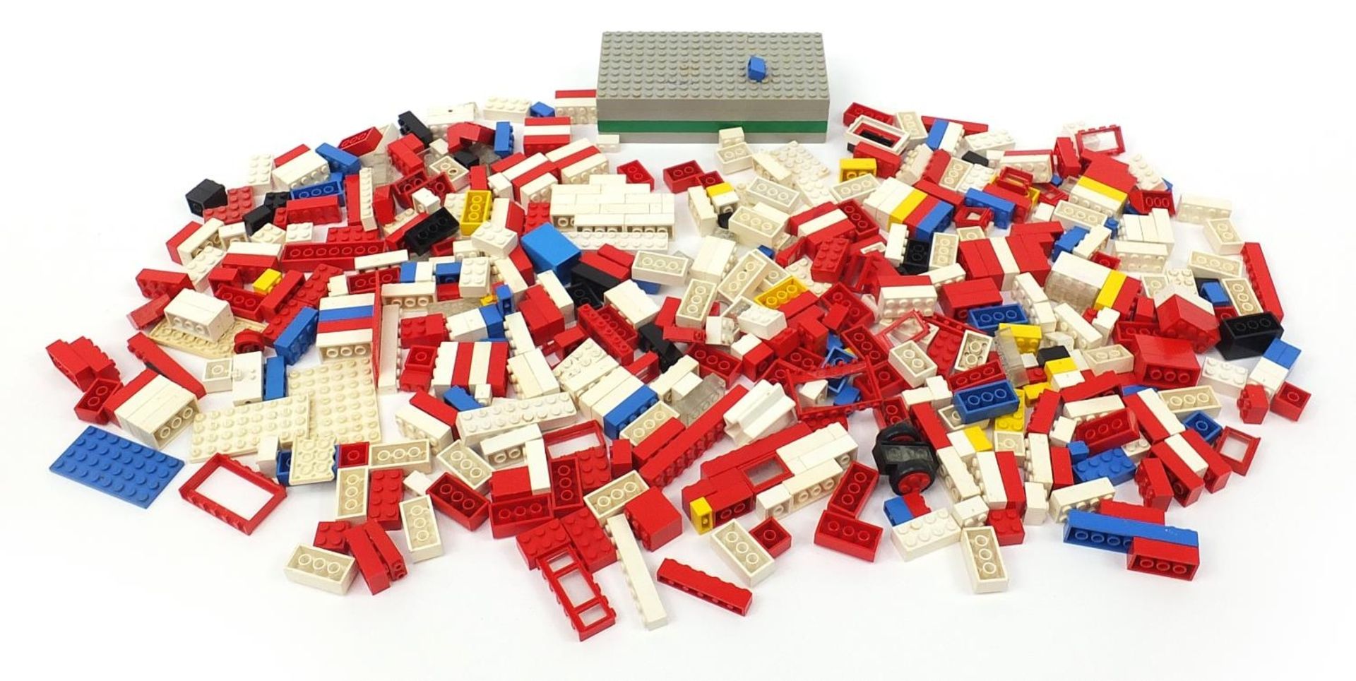 Selection of vintage Lego building blocks, approximately 1.2kg