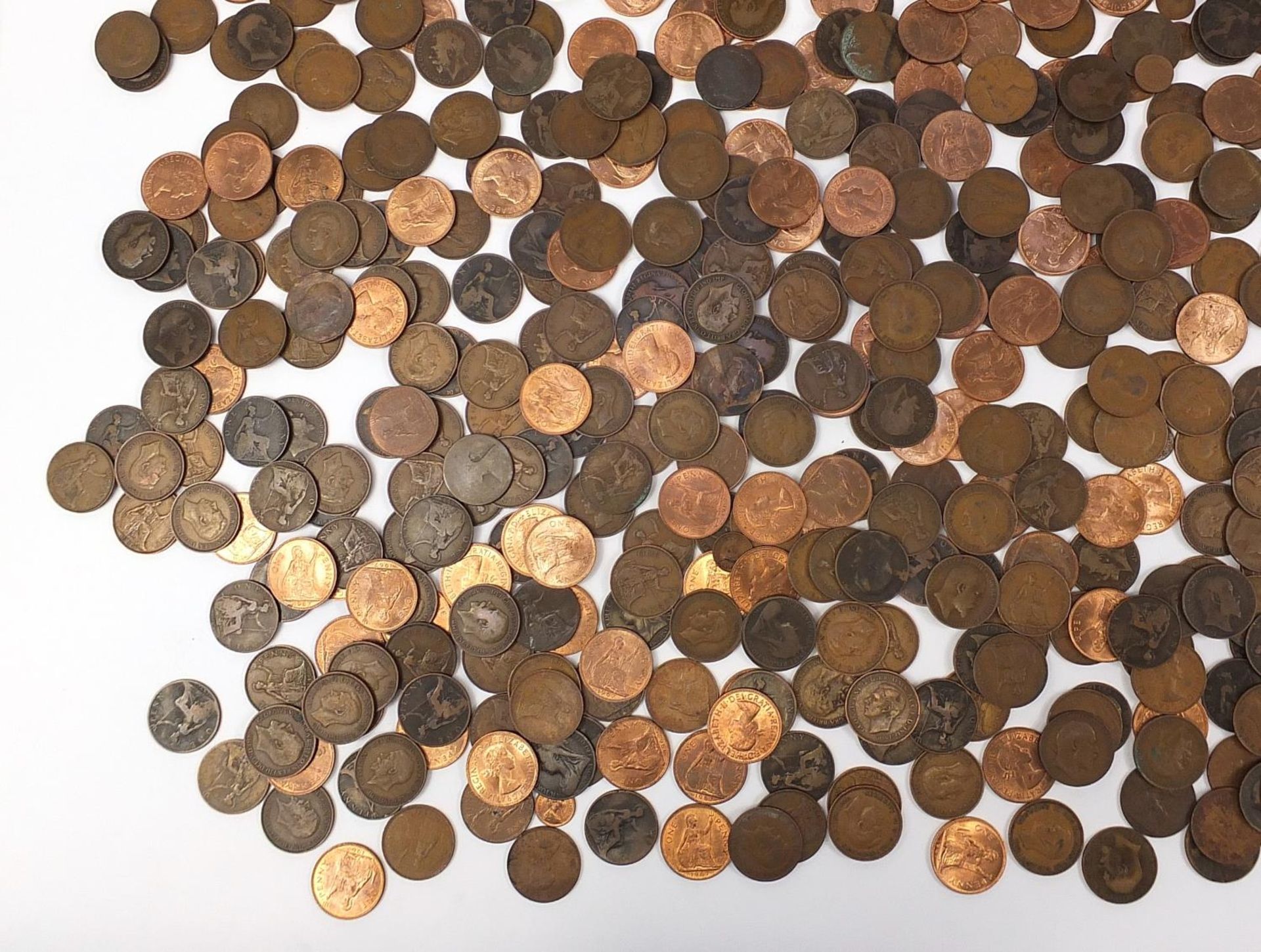 Extensive collection of mostly British pre decimal pennies, half pennies and thrupenny bits - Image 5 of 7