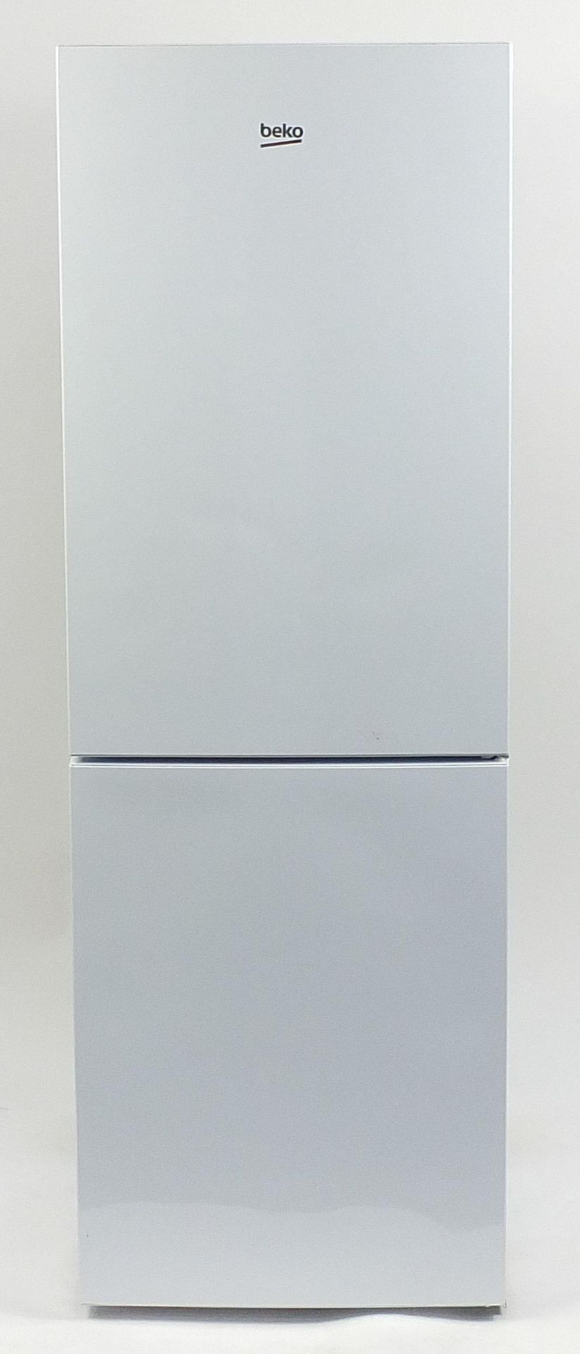 Beko fridge freezer, 172cm H x 59cm W x 64cm D