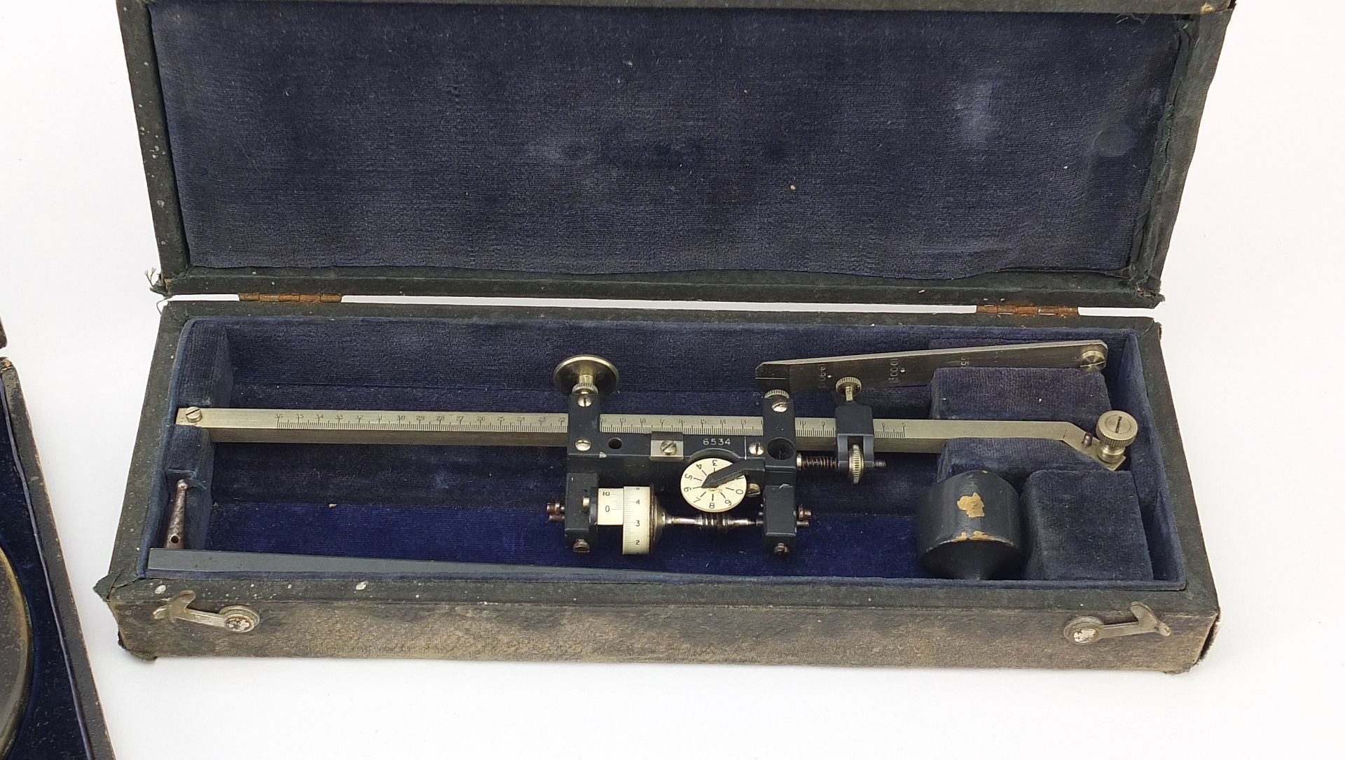 Scientific instruments including Amsler's planimeter and The British Calculator Model B - Image 3 of 4