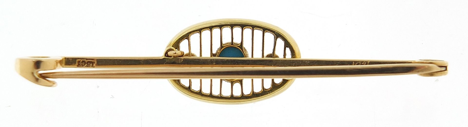 15ct gold turquoise, seed pearl and white enamel bar brooch, housed in a Goldsmiths & Silversmiths - Image 2 of 5