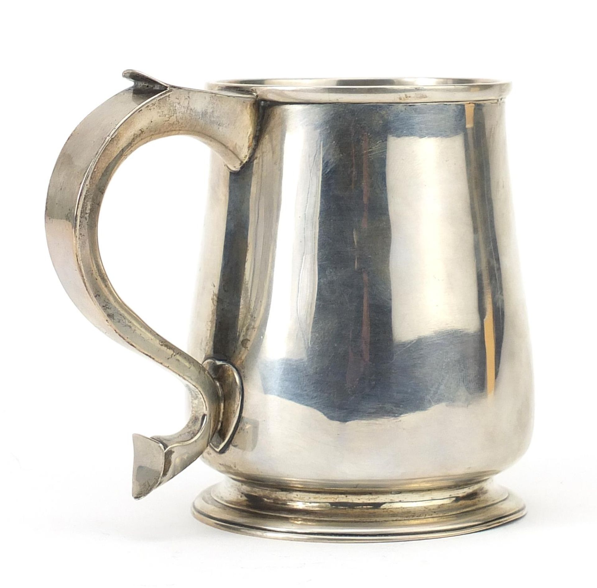 R H Halford & Sons Ltd, George V silver tankard, London 1924, 11.5cm high, 414.5g - Image 2 of 4