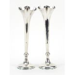 Pair of Edwardian silver trumpet vases, London 1904, 22cm high, 707.0g