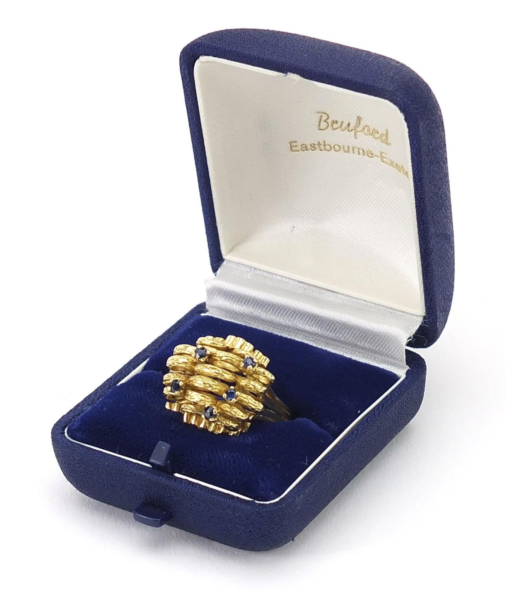 18ct gold sapphire designer ring housed in a Bruford Eastbourne-Exeter box, size V/W, 10.1g - Bild 7 aus 8