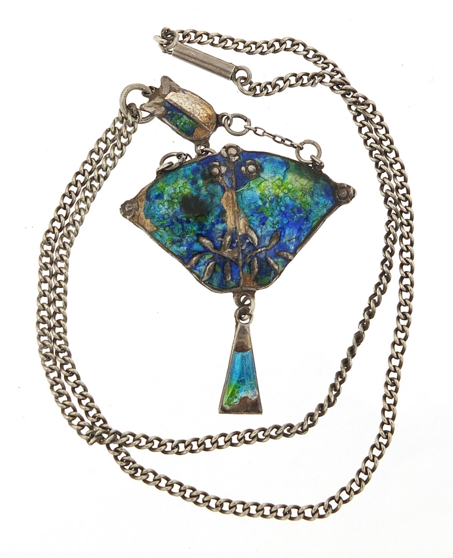 Art Nouveau unmarked silver and enamel pendant on a silver necklace, 7cm high and 38cm in length, - Bild 2 aus 3