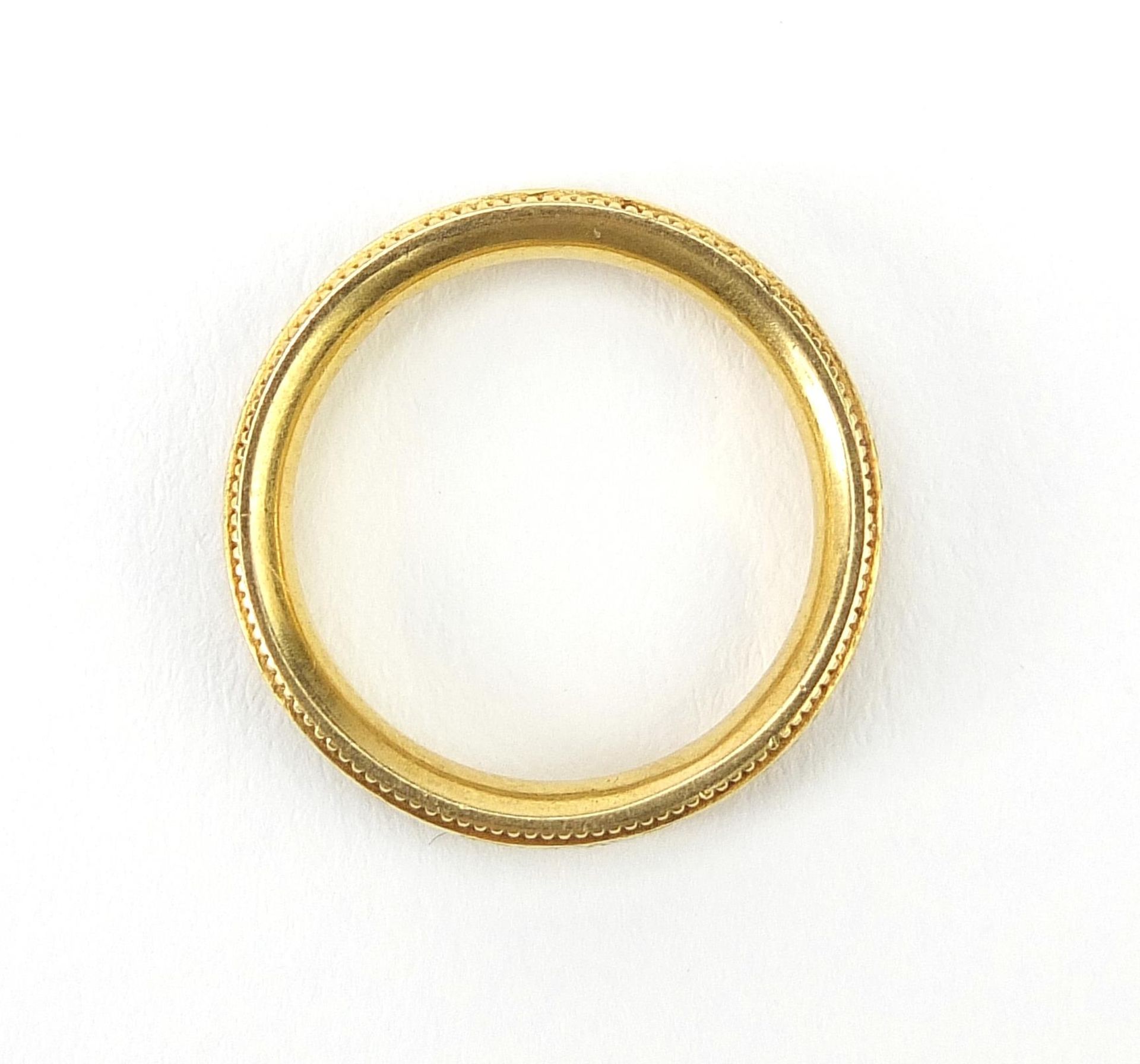 Antique 15ct gold white enamel mourning ring for Mercy Gillow, probably relating to furniture makers - Bild 4 aus 5