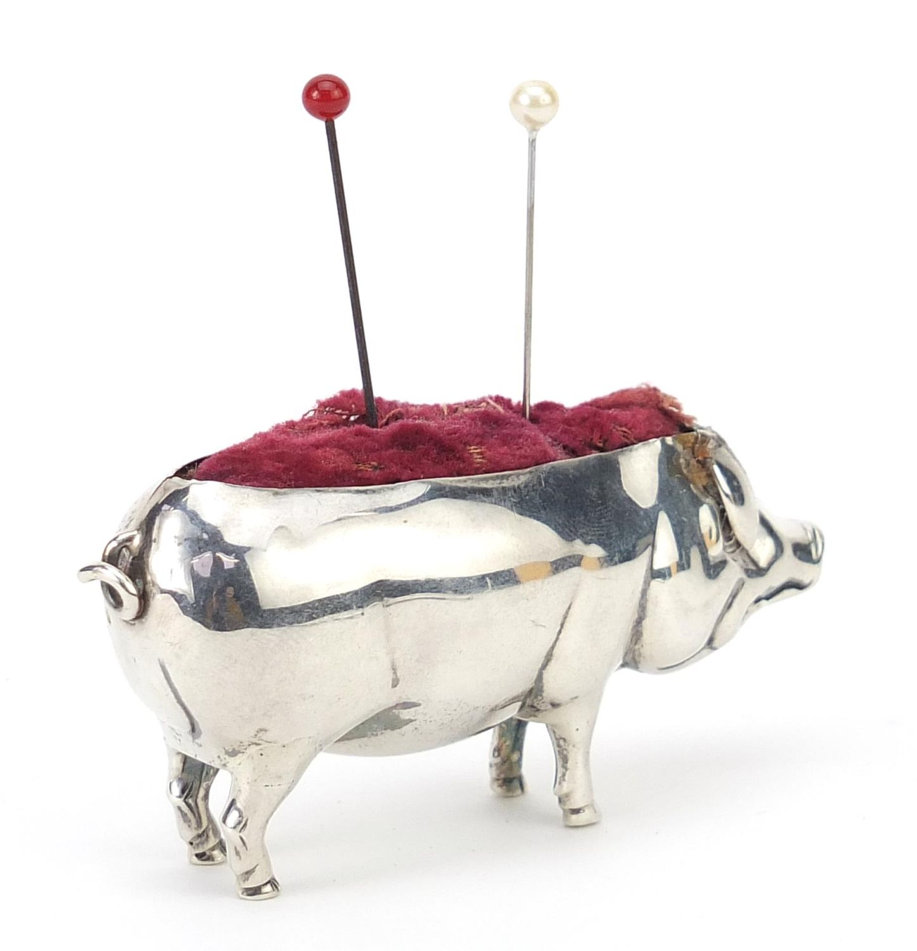 Sydney & Co, Edwardian silver pig pin cushion, Birmingham 1905, 6.7cm in length, 16.0g - Image 2 of 4