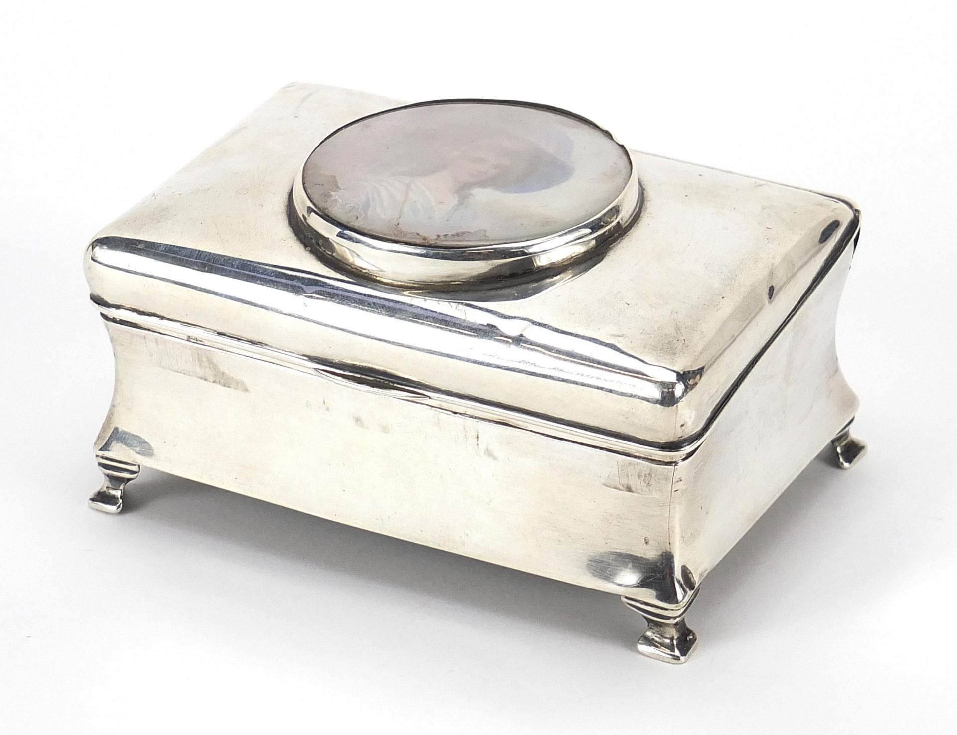 Elkington & Co Ltd, Edward VII rectangular silver jewel box having a hinged lid housing a hand