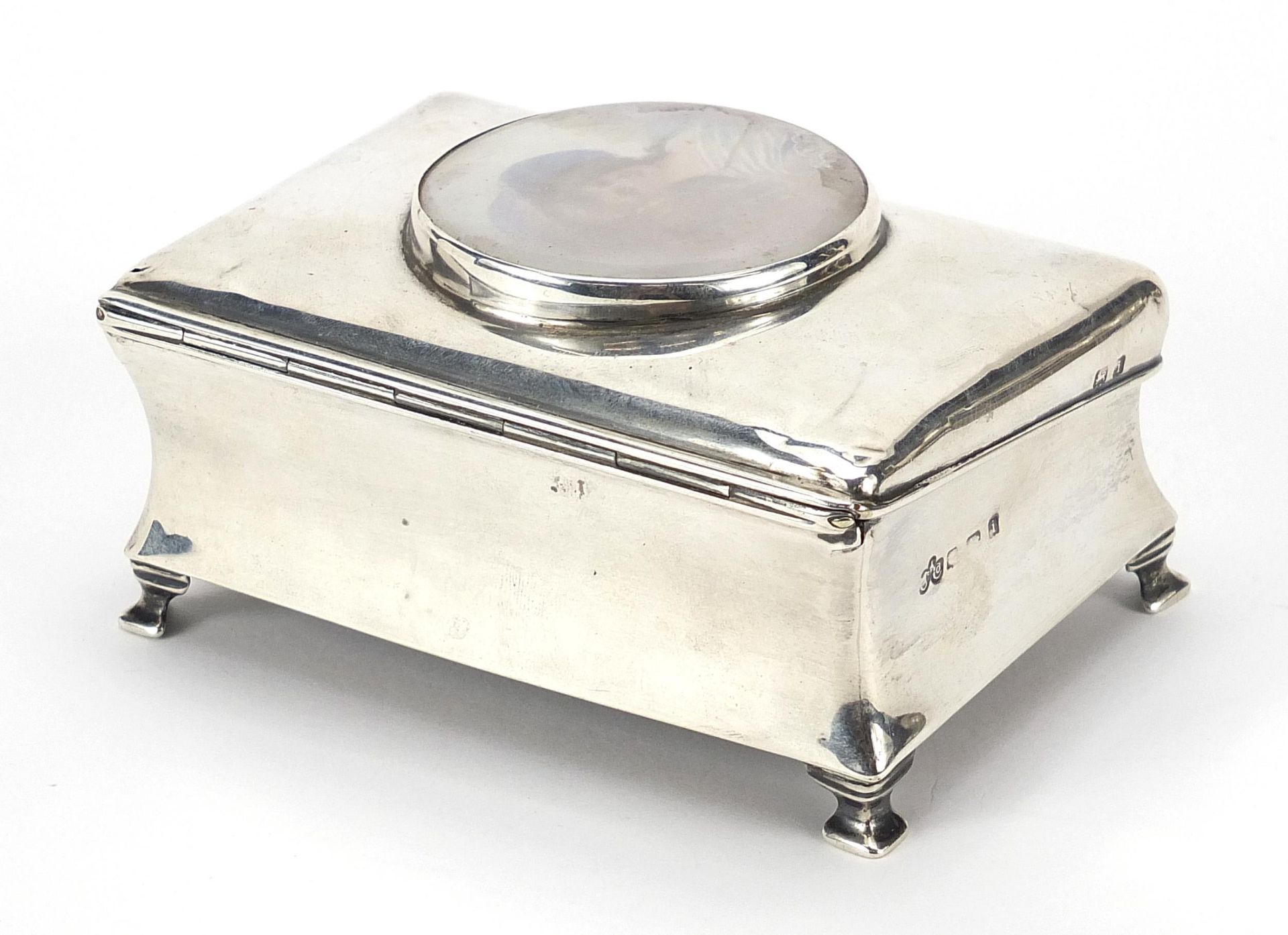 Elkington & Co Ltd, Edward VII rectangular silver jewel box having a hinged lid housing a hand - Image 3 of 6