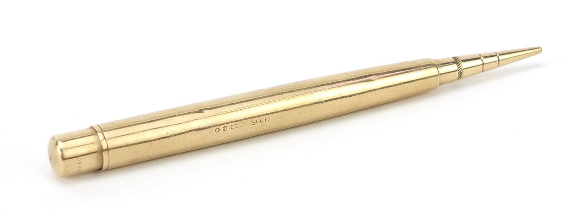Sampson Mordan & Co, Edwardian 9ct gold cased propelling pencil, London 1930, 12.6cm in length, 31. - Image 2 of 5