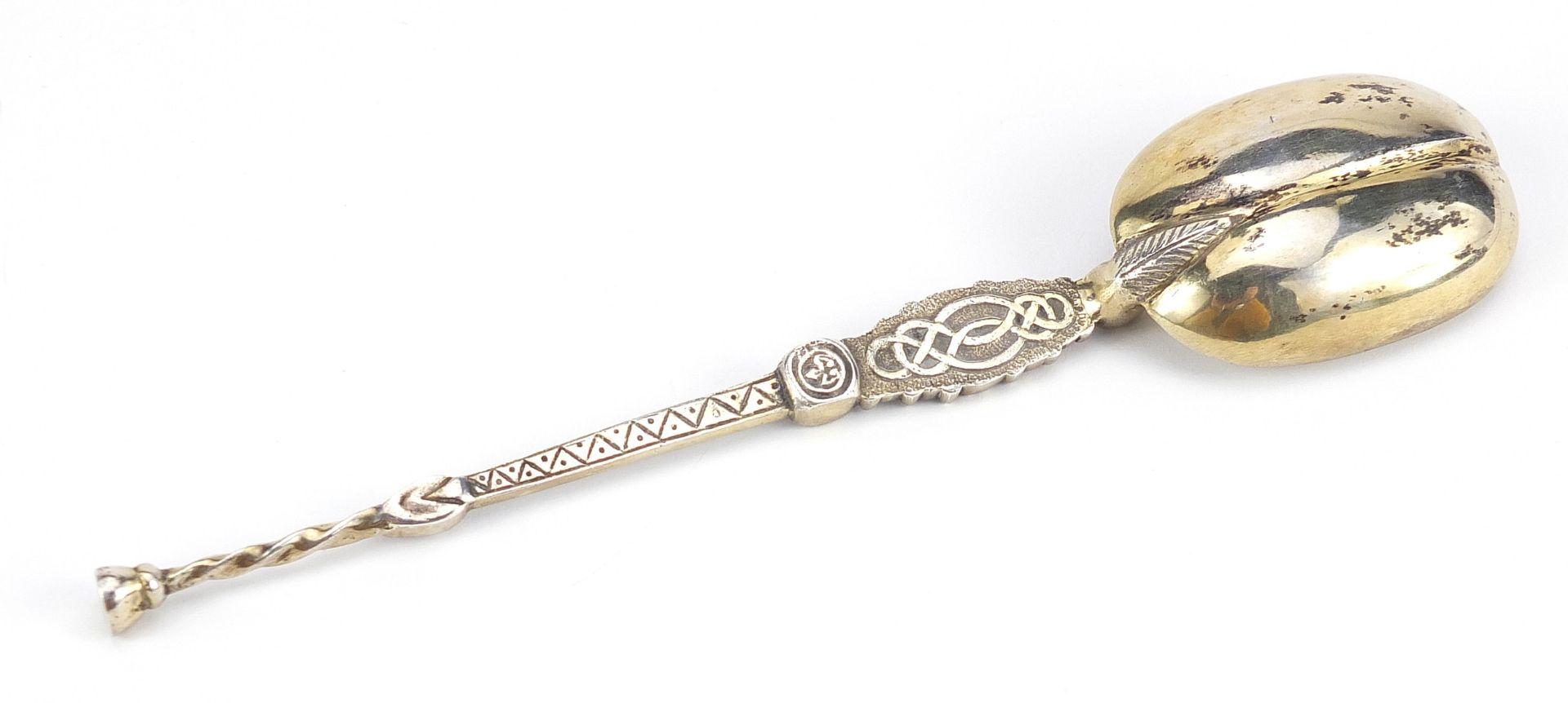 George V silver gilt anointing spoon, London 1910, 20cm in length, 65.0g - Image 2 of 4
