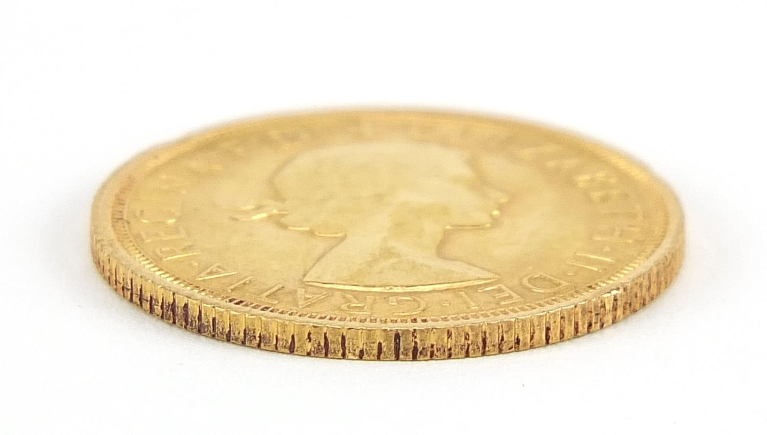 Elizabeth II 1968 gold sovereign - this lot is sold without buyer?s premium, the hammer price is the - Image 3 of 3