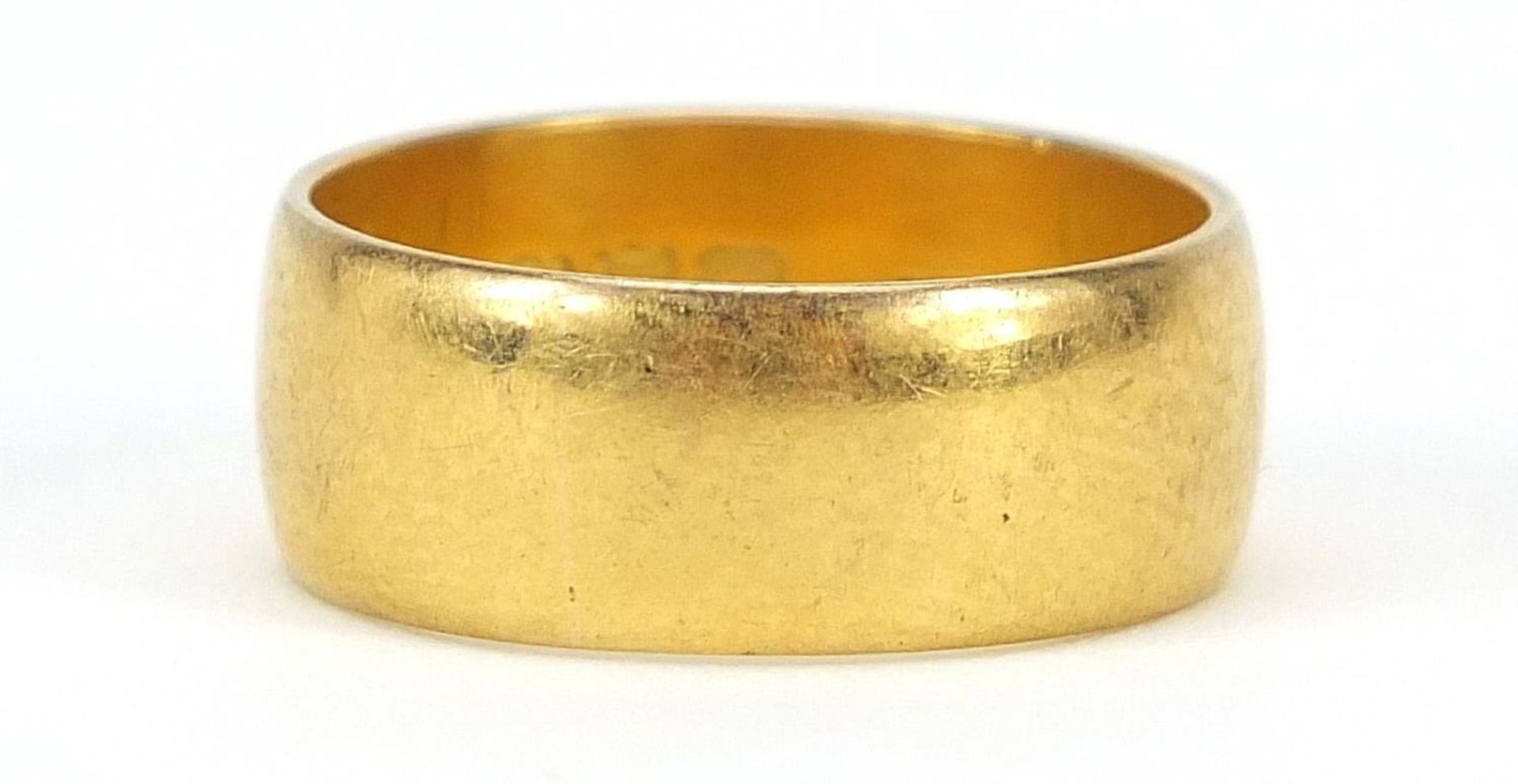 George V 22ct gold wedding band, London 1916, size L, 6.1g, - this lot is sold without buyer?s