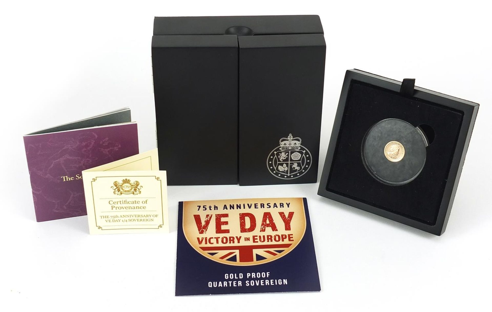 VE Day 75th Anniversary 2020 gold proof quarter sovereign with box and certificate number 039 of - Image 3 of 3