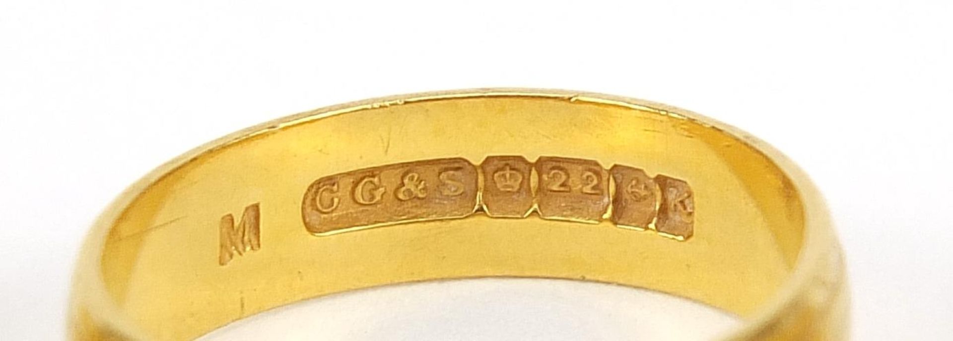 Three 22ct gold wedding bands, sizes L and O, 10.9g - this lot is sold without buyer?s premium, - Image 6 of 7