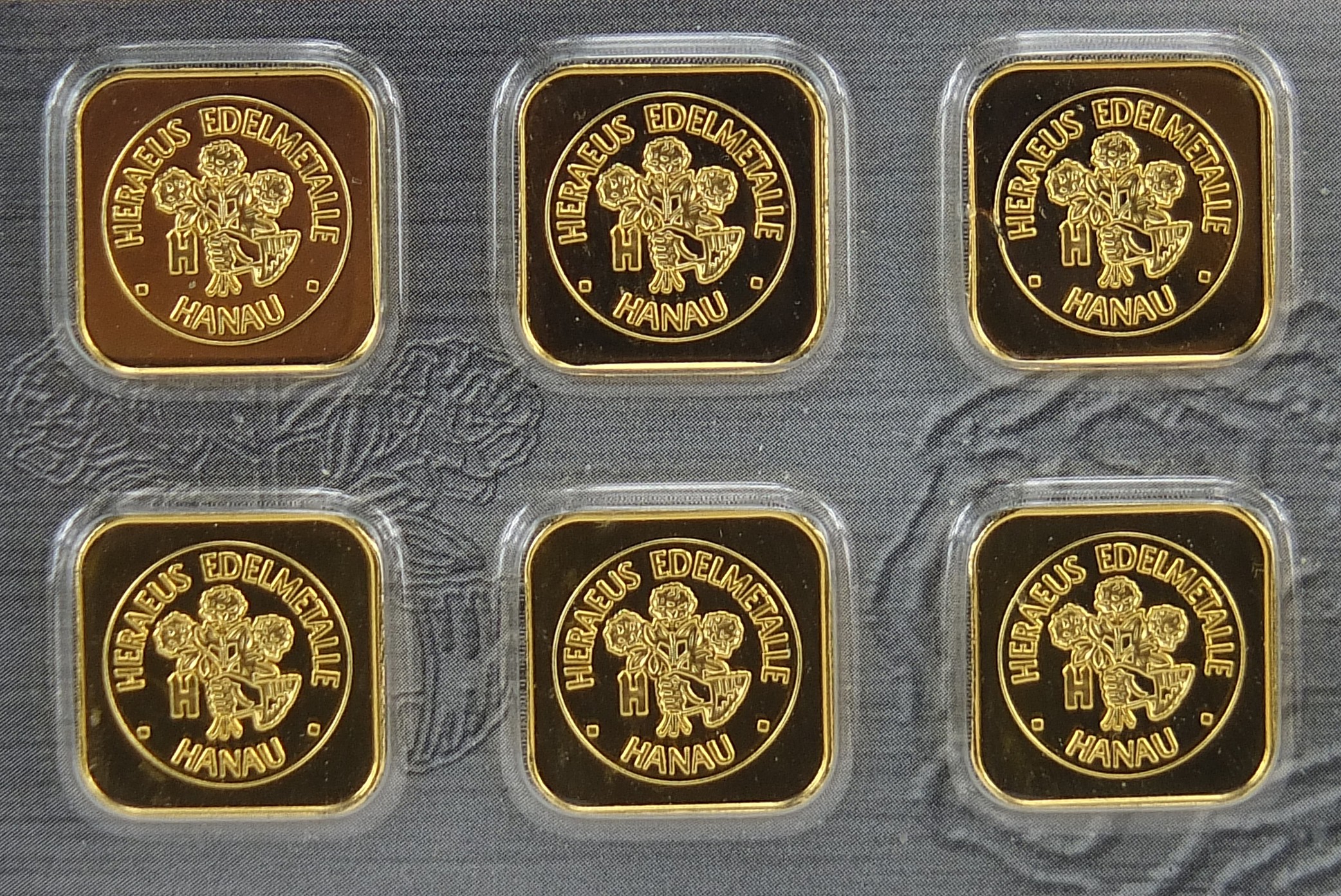 Set of ten Heraeus 1g 999.9 fine gold ingots - this lot is sold without buyer?s premium, the - Image 2 of 4