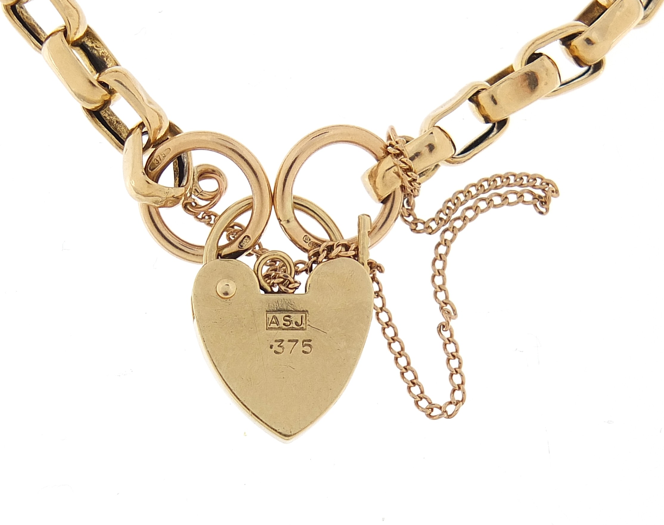 9ct gold long Belcher link bracelet with love heart padlock, 18cm in length, 7.5g - this lot is sold - Image 4 of 4