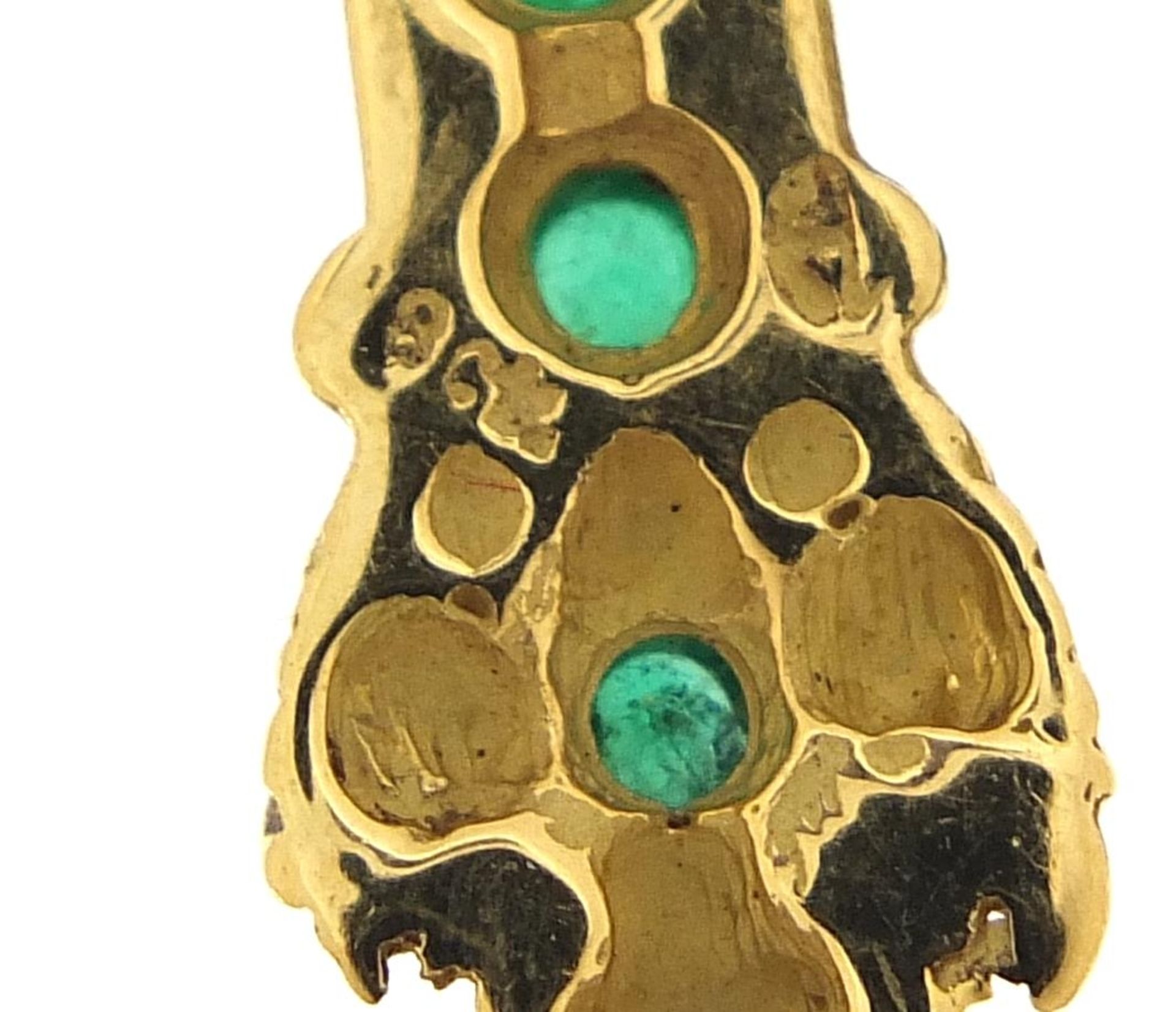 18ct gold cross pendant set with green stones, 3.6cm high, 6.4g - this lot is sold without buyer?s - Image 3 of 3