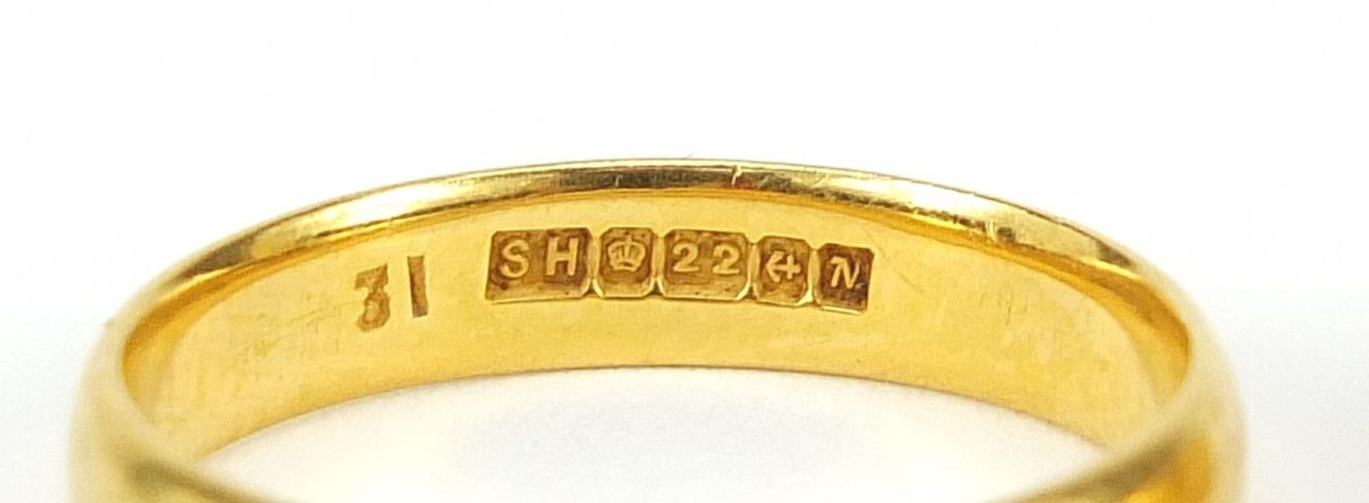 Three 22ct gold wedding bands, sizes L and O, 10.9g - this lot is sold without buyer?s premium, - Image 5 of 7