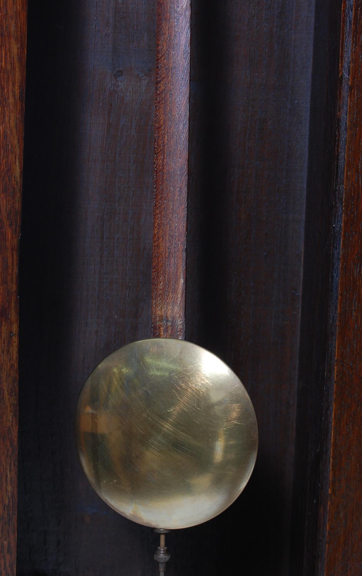 19TH CENTURY OAK AND BRASS FACED LONGCASE CLOCK - Image 5 of 5