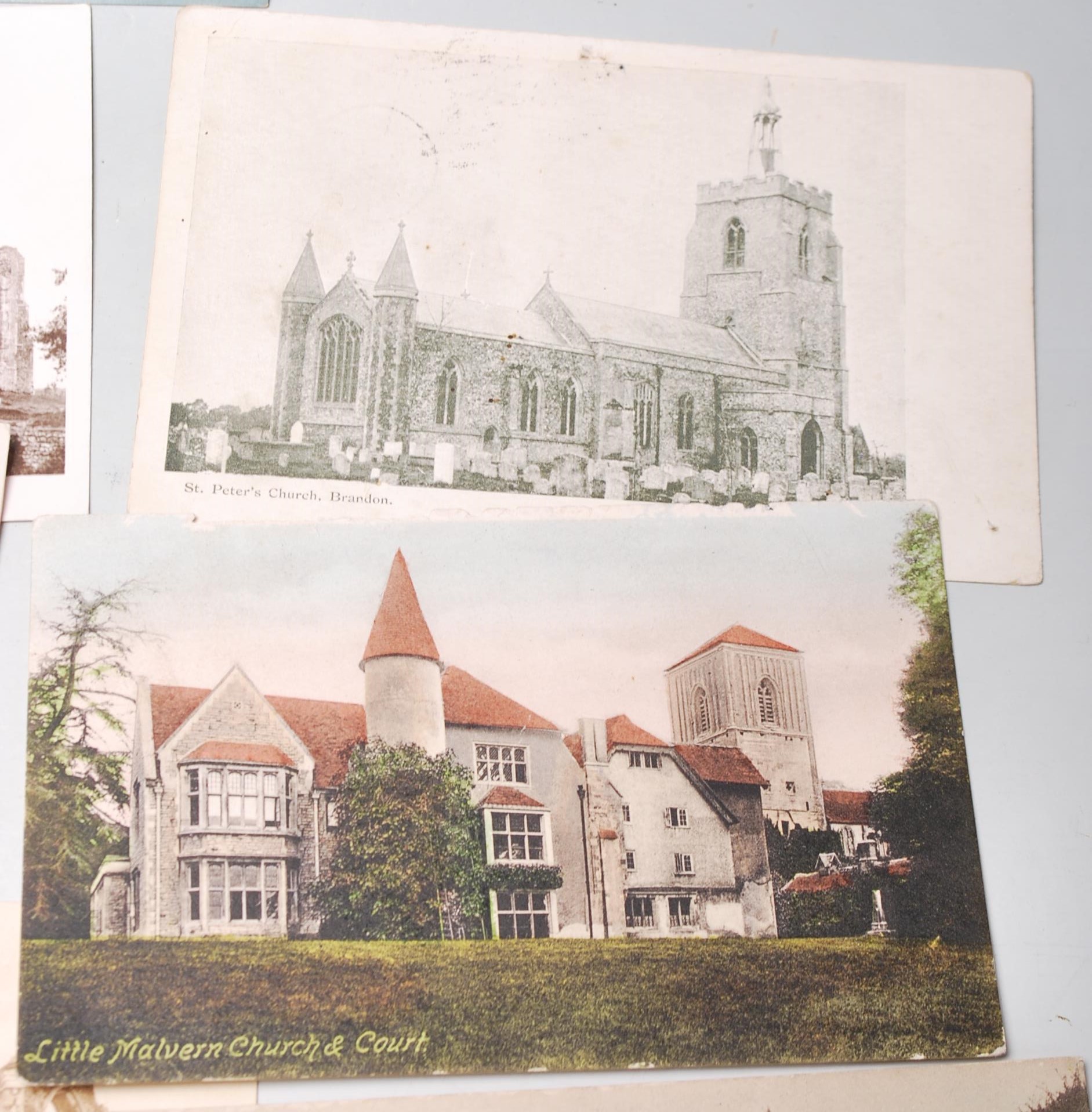 POSTCARD COLLECTION - CHURCHES (X700) - Bild 8 aus 8