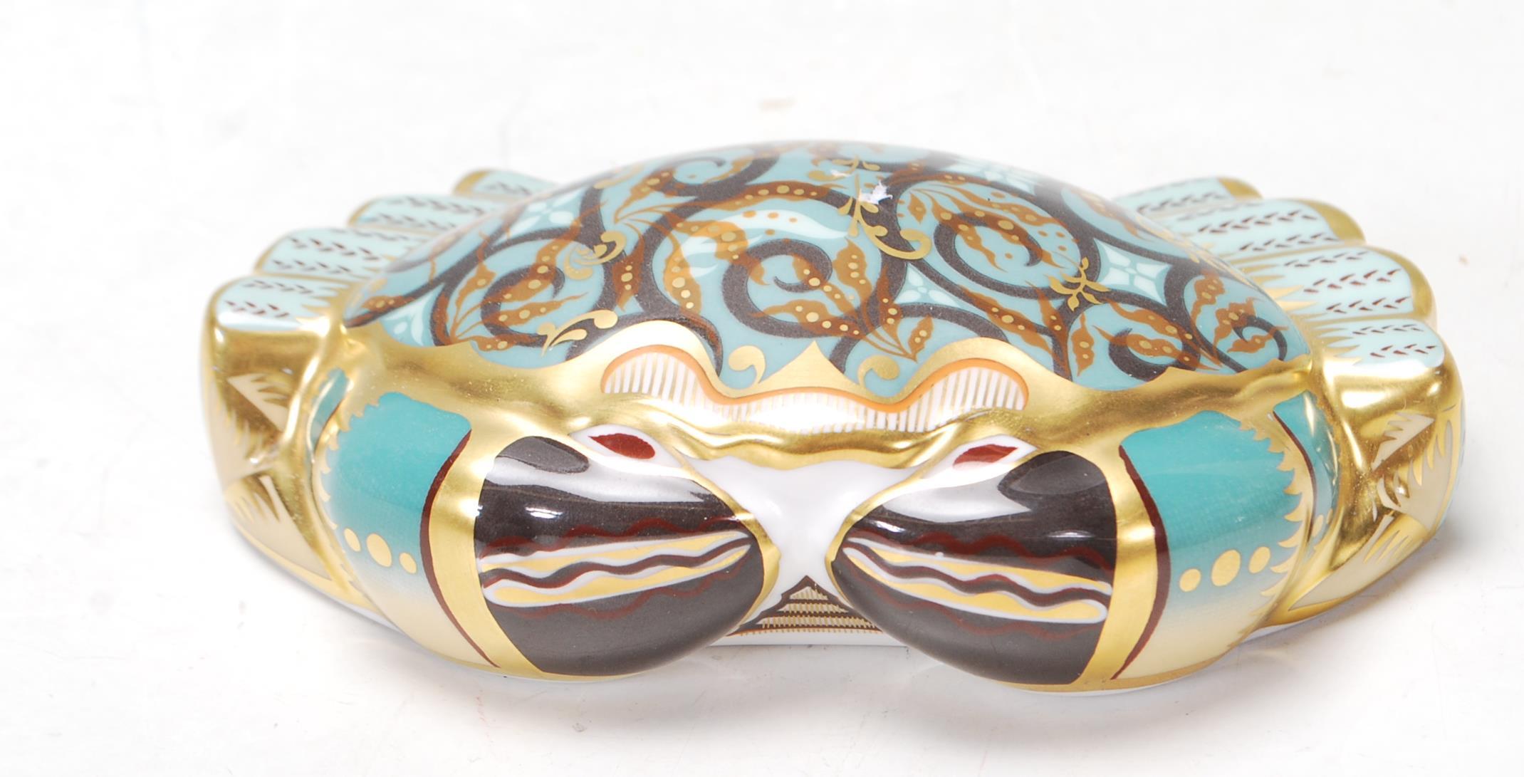 ROYAL CROWN DERBY PAPERWEIGHT IN A FORM OF A CROMER CRAB WITH GOLD STOPPER - Image 2 of 6