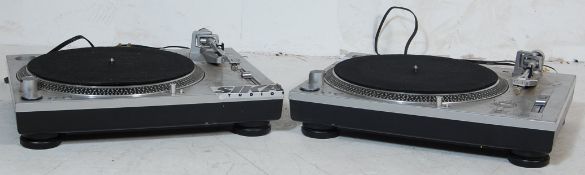 PAIR OF STANTON STR8-60 DIRECT DRIVE TURNTABLES