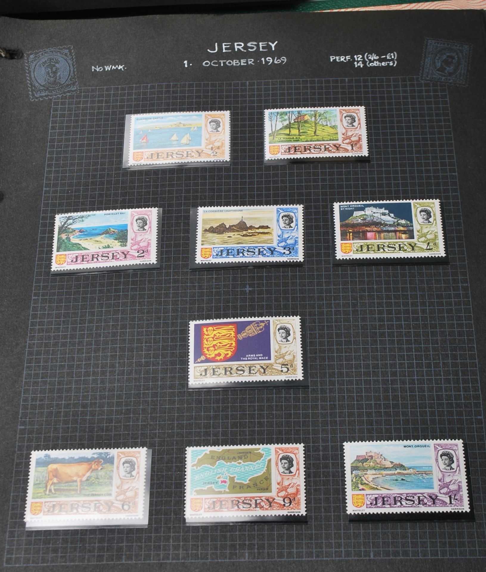 LARGE COLLECTION OF ASSORTED 20TH CENTURY JERSEY & GUERNSEY STAMPS - Bild 10 aus 17