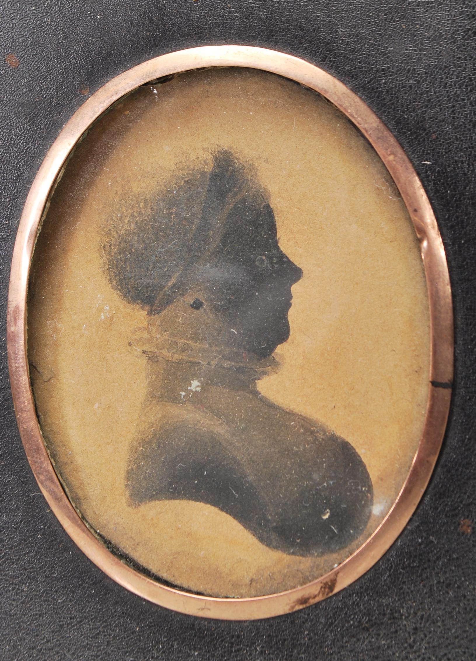 PAIR OF VICTORIAN 19TH CENTURY SIDE PORTRAITS / PORTRAIT MINIATURE - Image 2 of 4