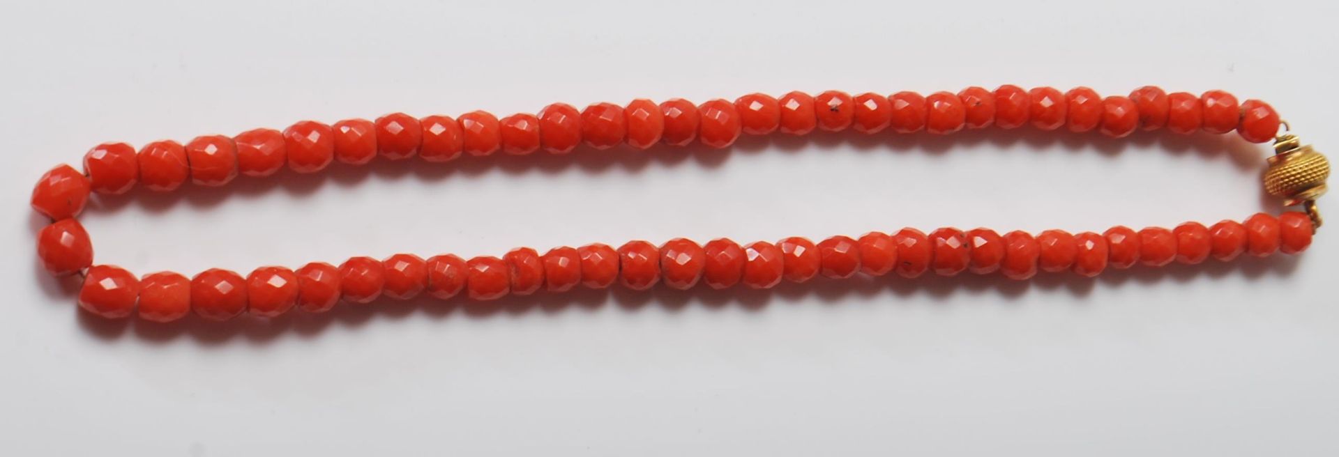 VICTORIAN FACETED CORAL BEADED NECKLACE