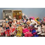 LARGE QUANTITY OF VINTAGE DOLLS AND TEDDY BEARS