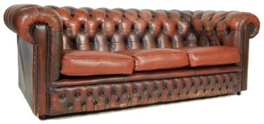 20TH CENTURY ANTIQUE STYLE BROWN LEATHER CHESTERFIELD SOFA SETTEE