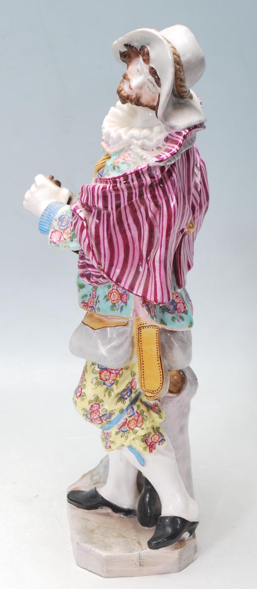 A BELIEVED 18TH CETURY MEISSEN STYLE CERAMIC PORCELAIN FIGURINES WITH MEISSEN BLUE CROSSED SWARD - Image 2 of 6