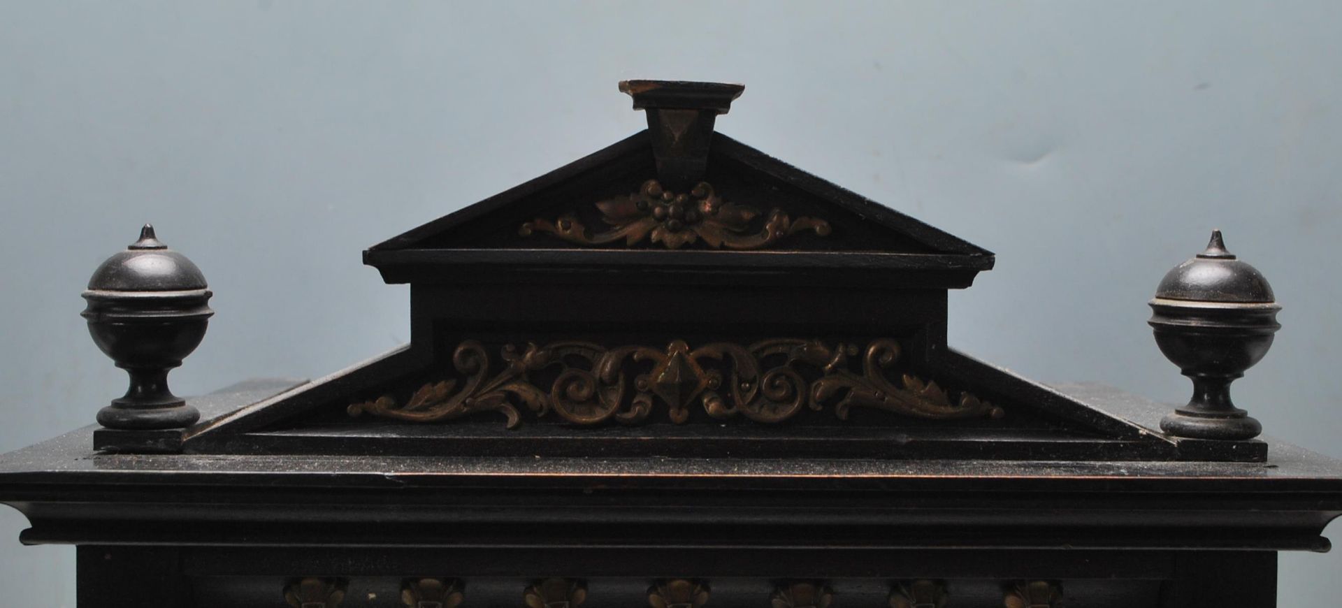 19TH CENTURY LENZKIRCH EBONISED MANTEL BRACKET CLOCK - Image 3 of 12