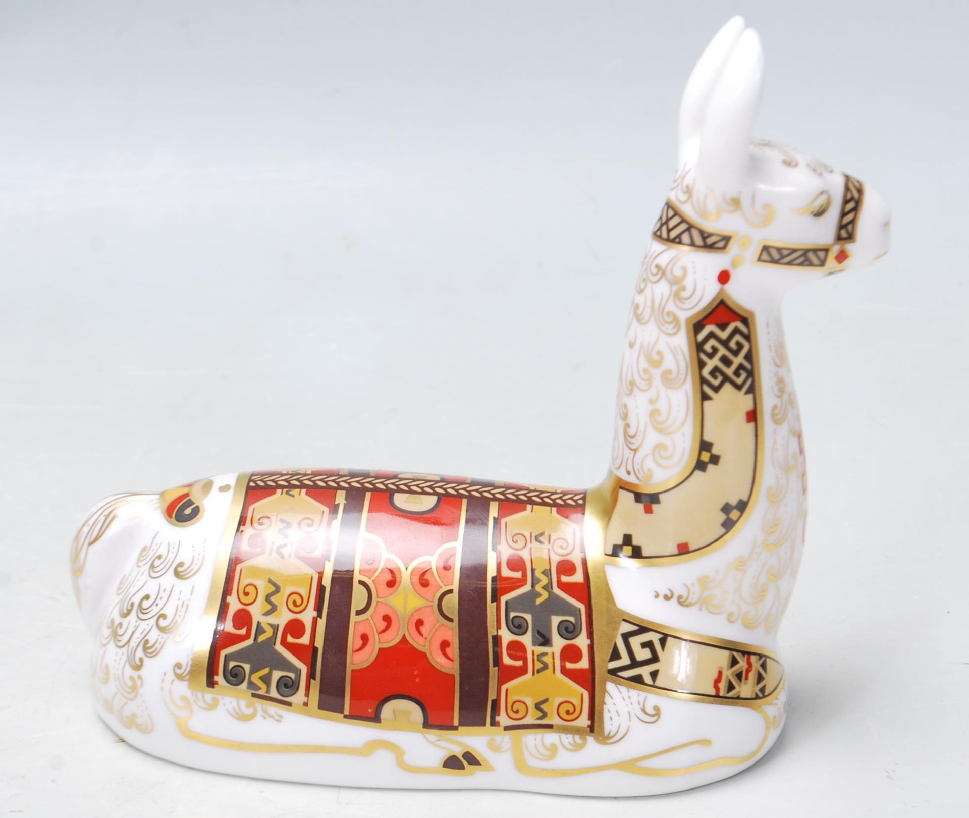 ROYAL CROWN DERBY PAPERWEIGHT IN A FOM OF LLAMA WITH GOLD STOPPER - Image 4 of 5