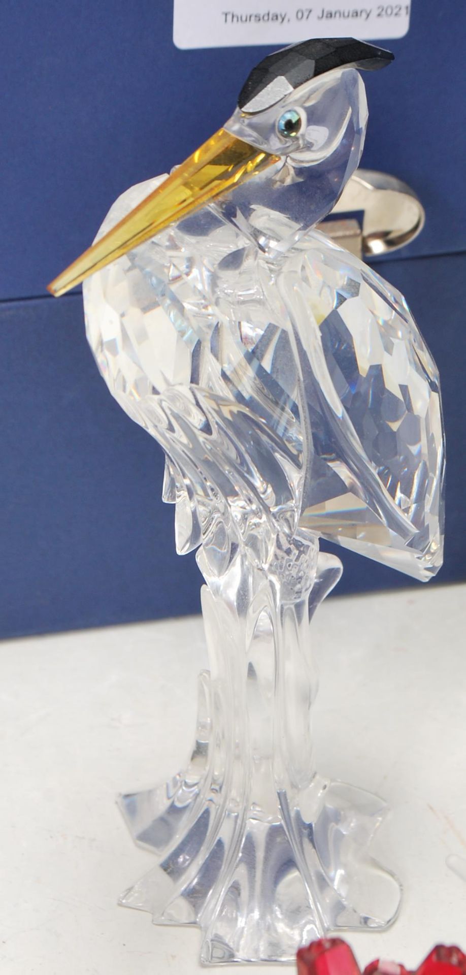 LARGE QUANTITY OF SWAROVSKI CHRYSTAL CUT GLASS FIGURINES - Image 4 of 12