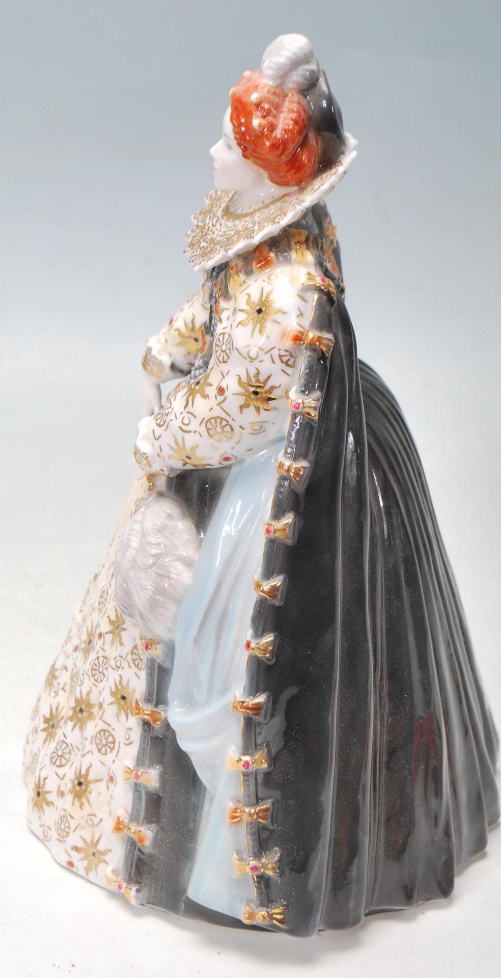 AROYAL WORCESTER QUEEN ELIZABETH I LIMITED EDITION CERAMIC FIGURINE 944/4500 - Image 5 of 7