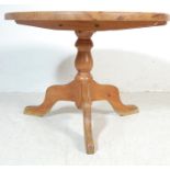 VICTORIAN STYLE COUNTRY PINE PEDESTAL DINING TABLE