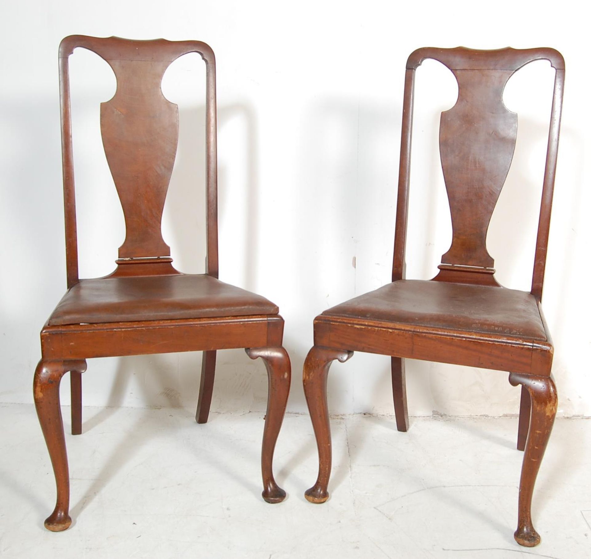 1930’S MAHOGANY DINING CHAIRS WITH FIDDLE BACKREST - Image 3 of 5