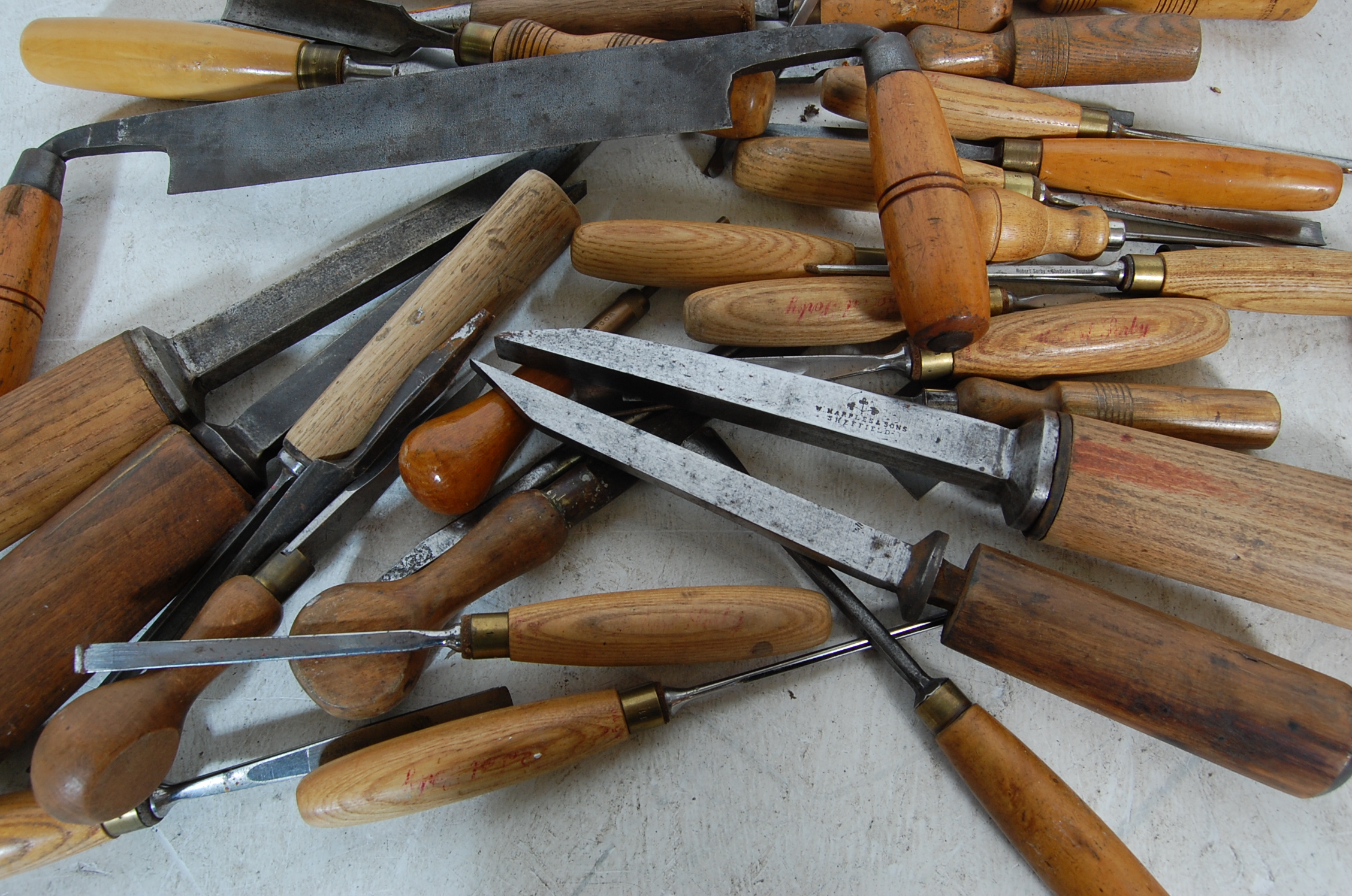 LARGE QUANTITY OF VINTAGE WOODWORKING TOOLS - Image 3 of 23