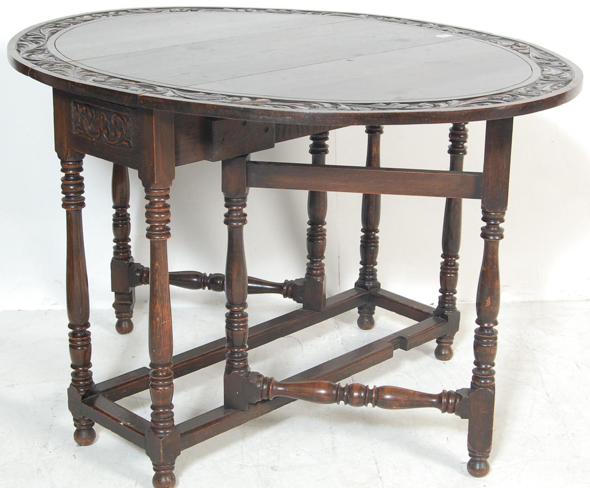 20TH CENTURY JACOBEAN STYLE DROP LEAF OAK TABLE / DINING TABLE - Image 2 of 5
