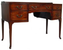 GEORGE II STYLE MAHOGANY BOW FRONTED KNEEHOLE DESK / LADIES WRITING DESK