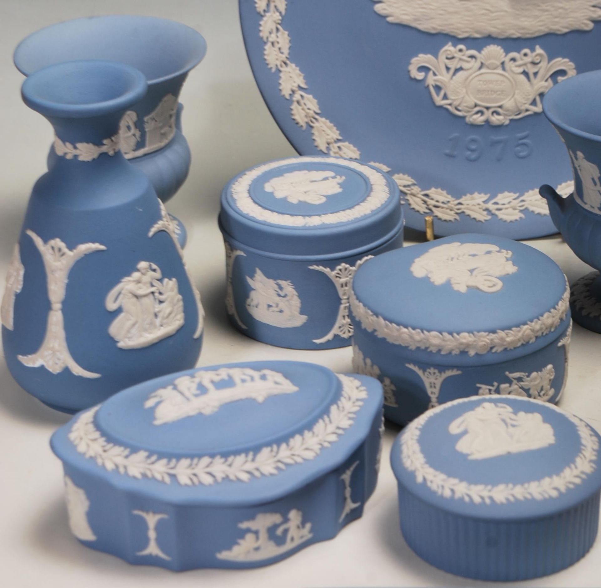 COLLECTION OF LATE 20TH WEDGWOOD JASPERWARE - Image 2 of 12