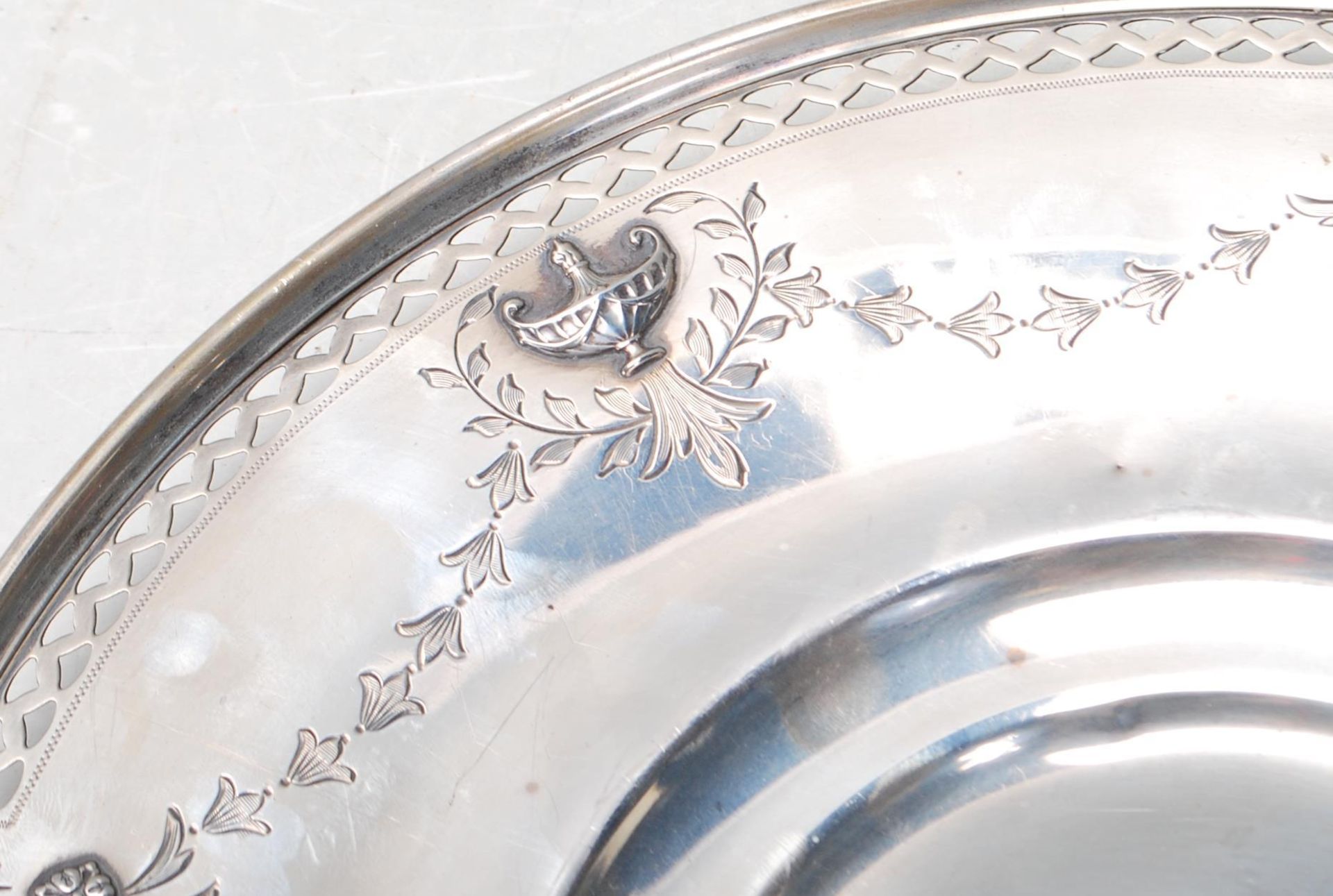 AMERICAN SILVER CENTREPIECE PLATE - Image 3 of 7