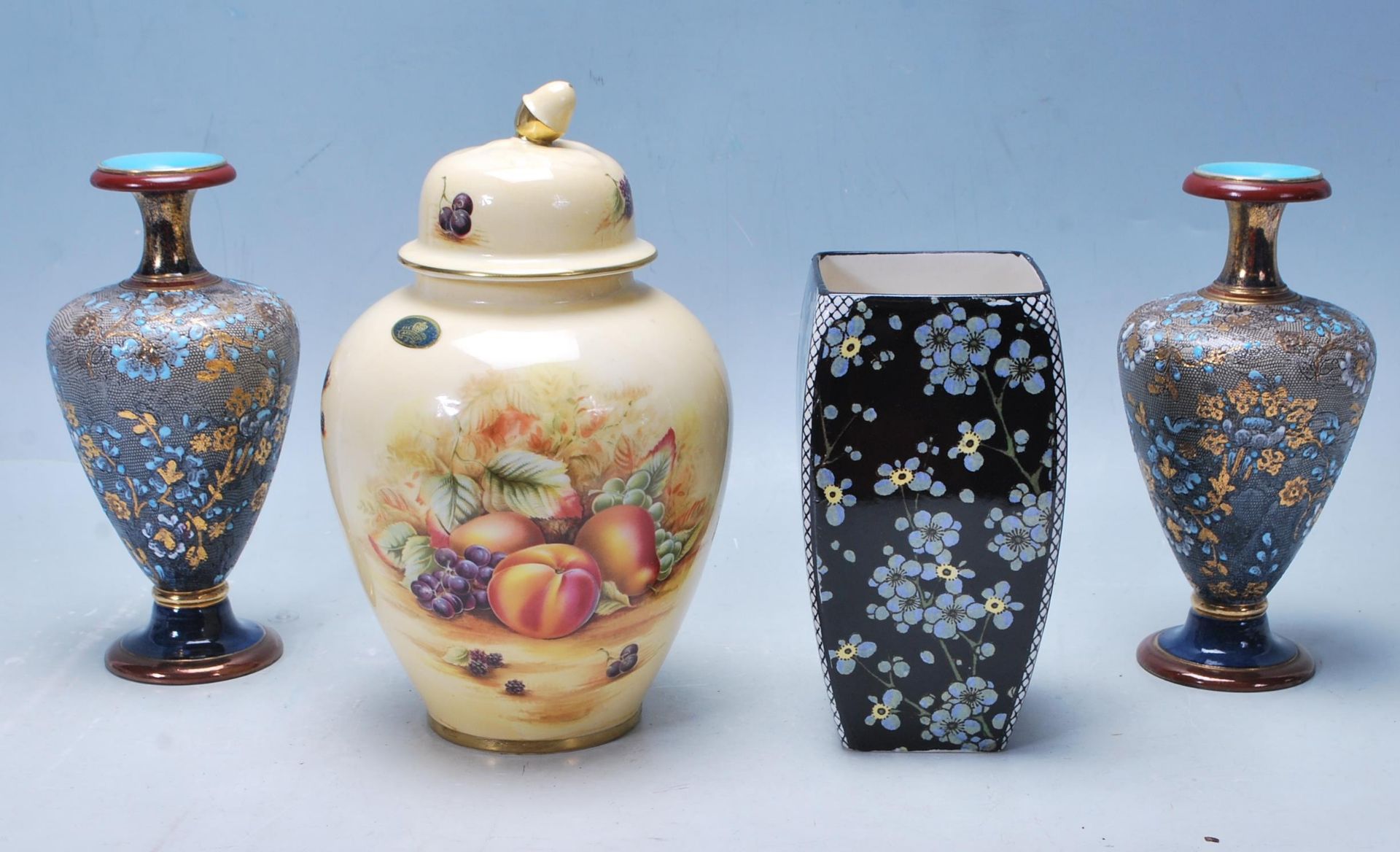 COLLECTION OF LATE 20TH CENTURY CERAMICS