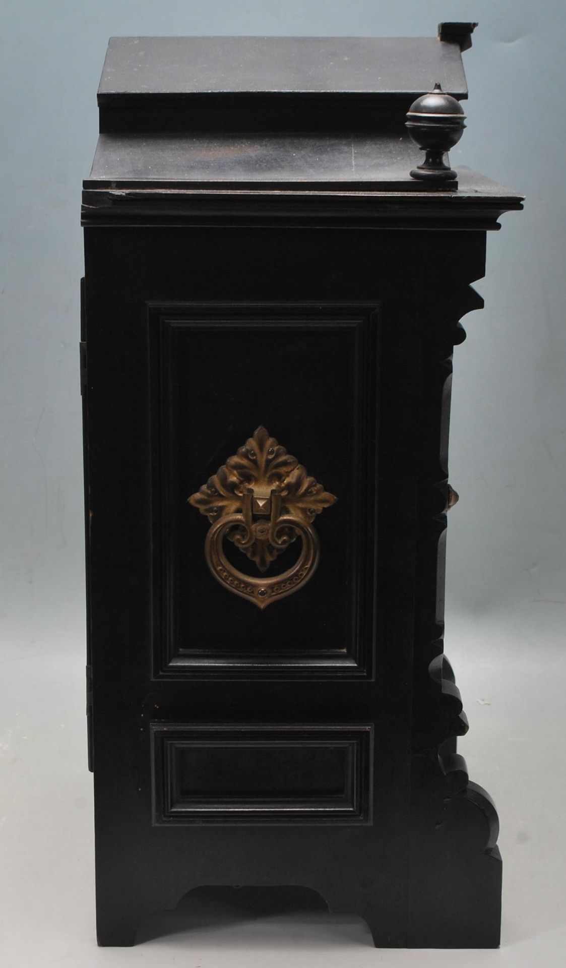 19TH CENTURY LENZKIRCH EBONISED MANTEL BRACKET CLOCK - Image 5 of 12