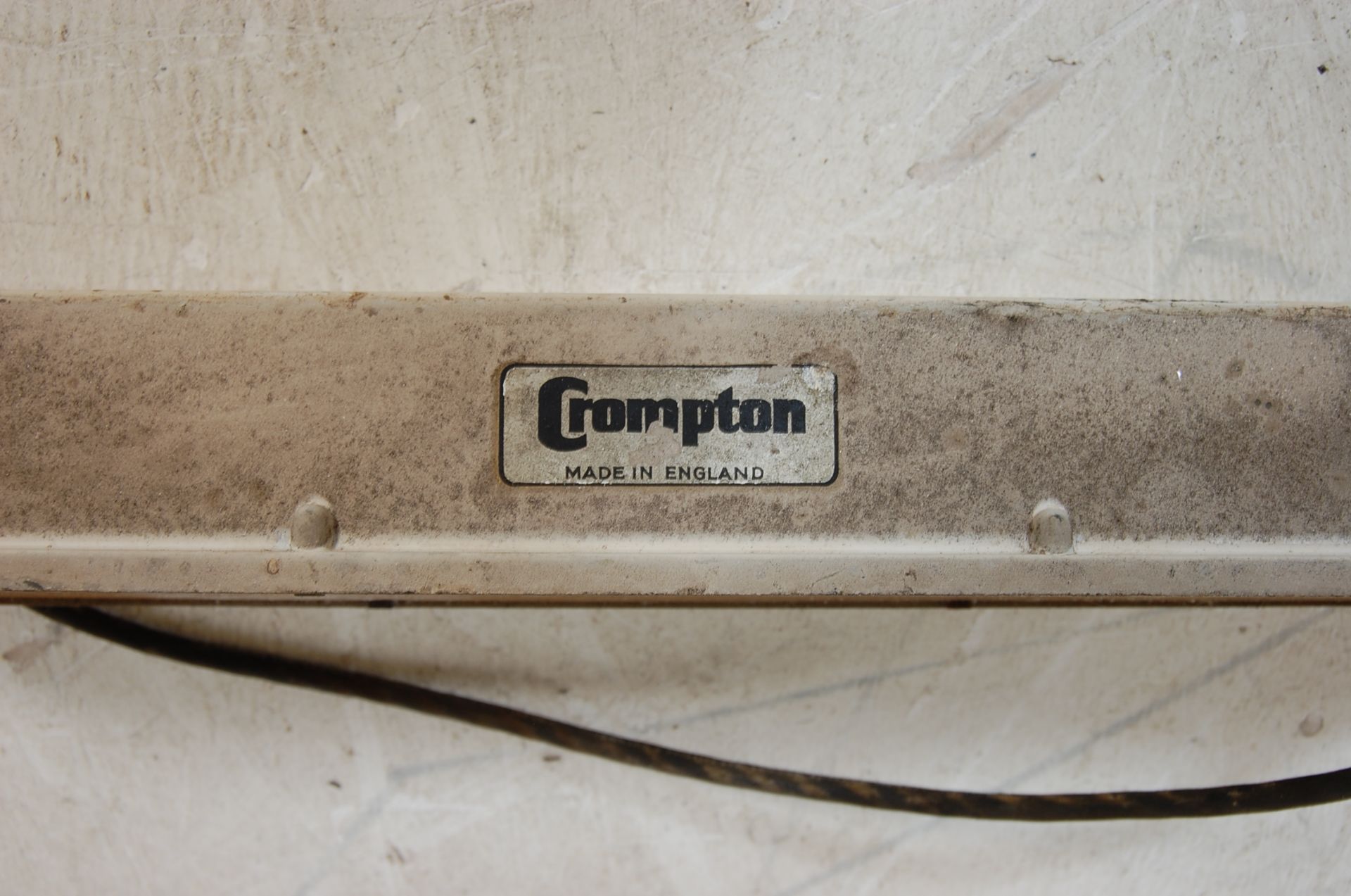 PAIR OF MID CENTURY INDUSTRIAL CROMPTON STRIP LIGHTS - Image 4 of 5